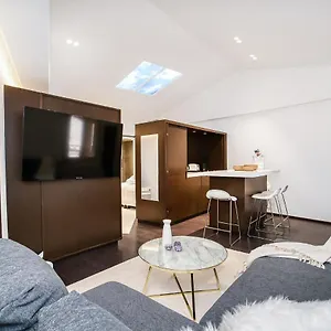 Place Des Lices Avec Parking Appartement
